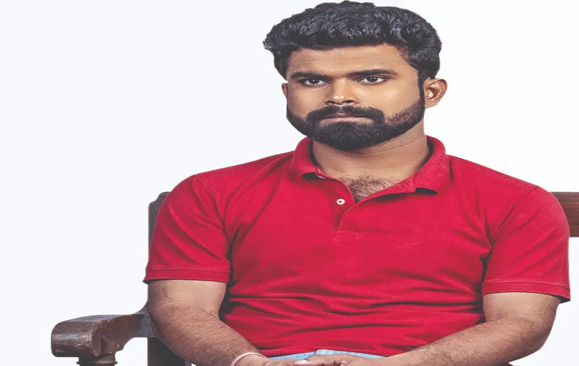  ଦମ୍‌ଦାର୍ ଭୂମିକାରେ ଦୀପନ୍ୱିତ
