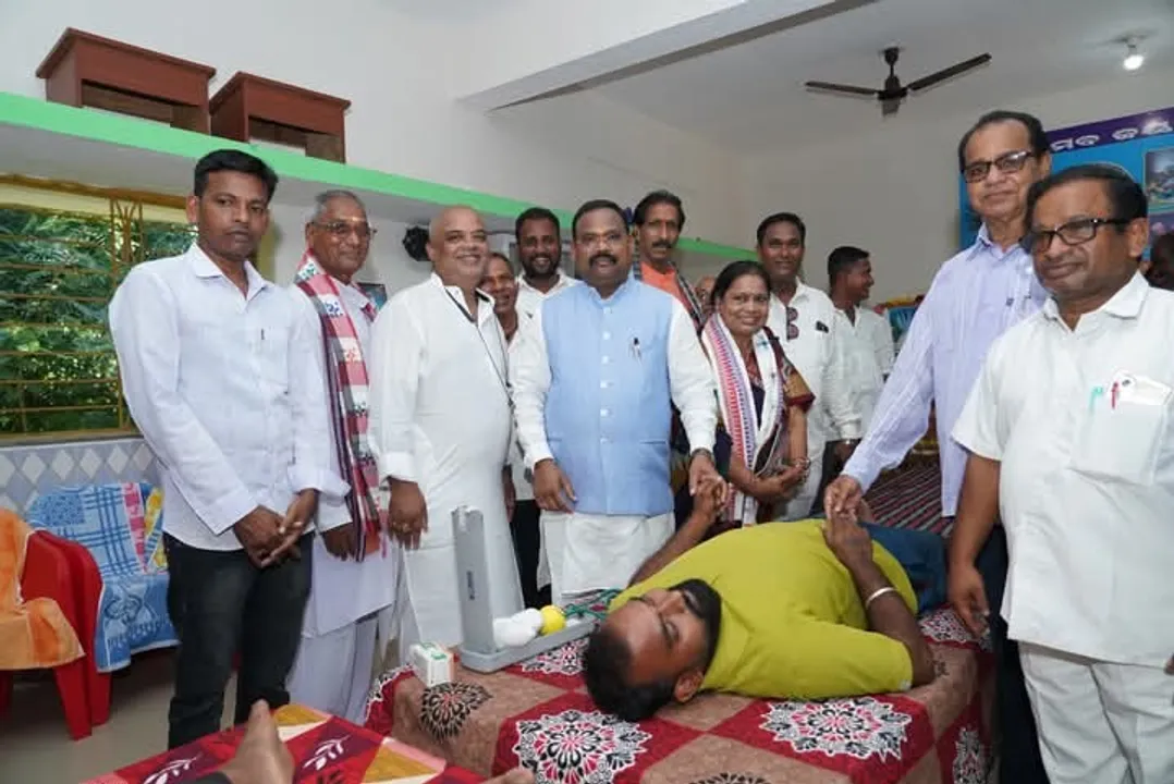  ରକ୍ତଦାନ ଓ ବୃକ୍ଷ ରୋପଣ କାର୍ଯ୍ୟକ୍ରମ ଅନୁଷ୍ଠିତ