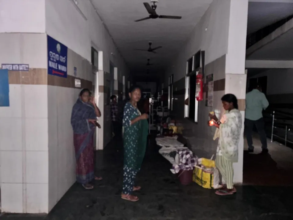  ବିକଶିତ ଓଡ଼ିଶା! ପୁଣି ଅନ୍ଧାରରେ ଚିକିତ୍ସା