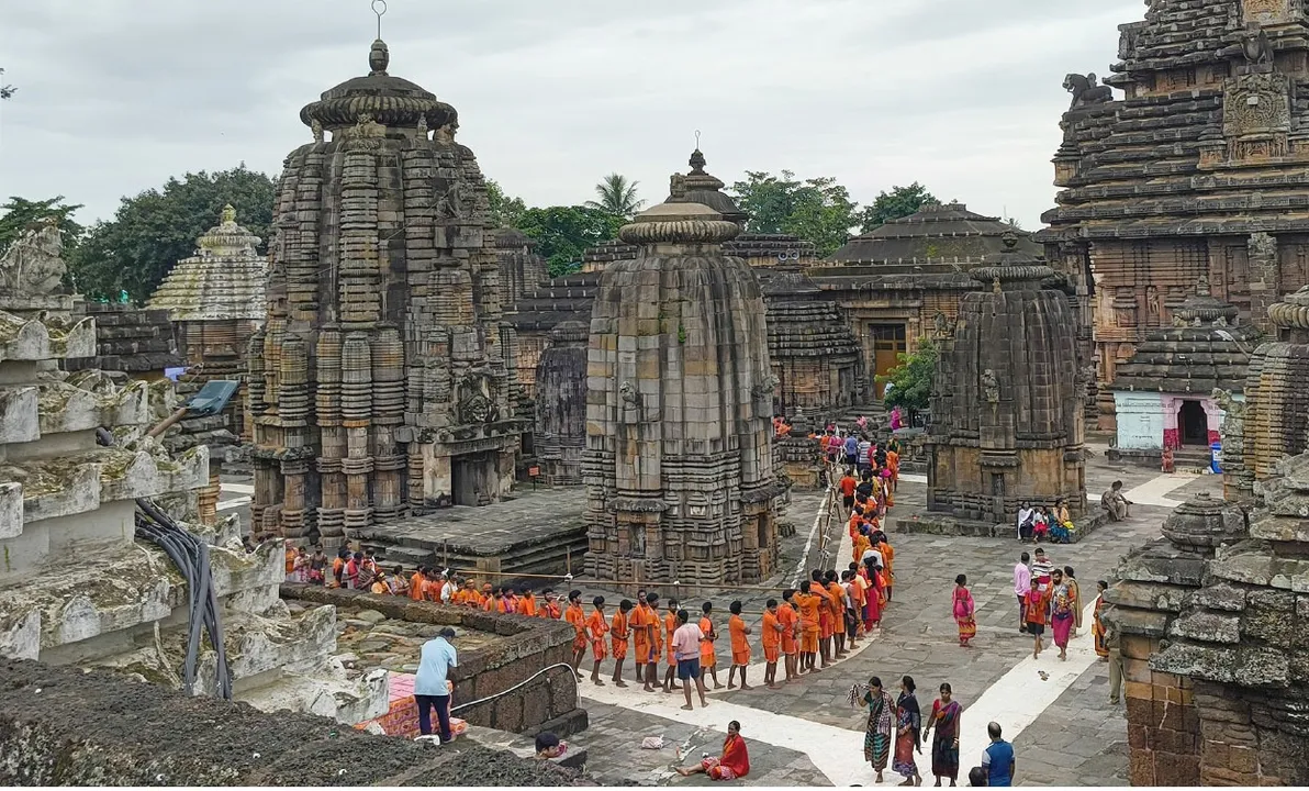  ଶ୍ରାବଣ ମାସର ତୃତୀୟ ସୋମବାର: ଜଳଲାଗି କଲେ ୧୫ହଜାର ଭକ୍ତ