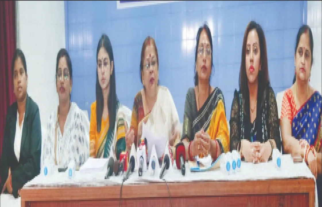  ‘ବଢ଼ୁଛି ନାରୀ ନିର୍ଯାତନା, ନିଦରେ ସରକାର’