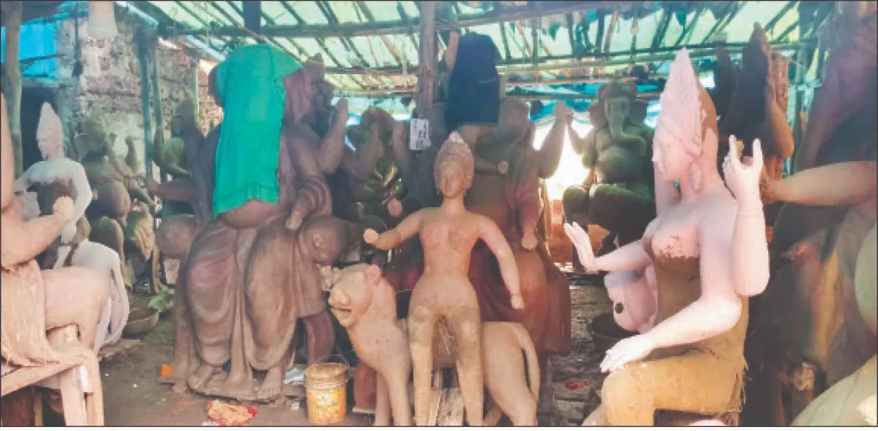  ମିଳୁନି ମାଟି, ଚିନ୍ତାରେ କାରିଗର