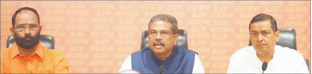  ରାହୁଲ, ଇଣ୍ଡି ମେଣ୍ଟ ଉପରେ ବର୍ଷିଲେ ଧର୍ମେନ୍ଦ୍ର