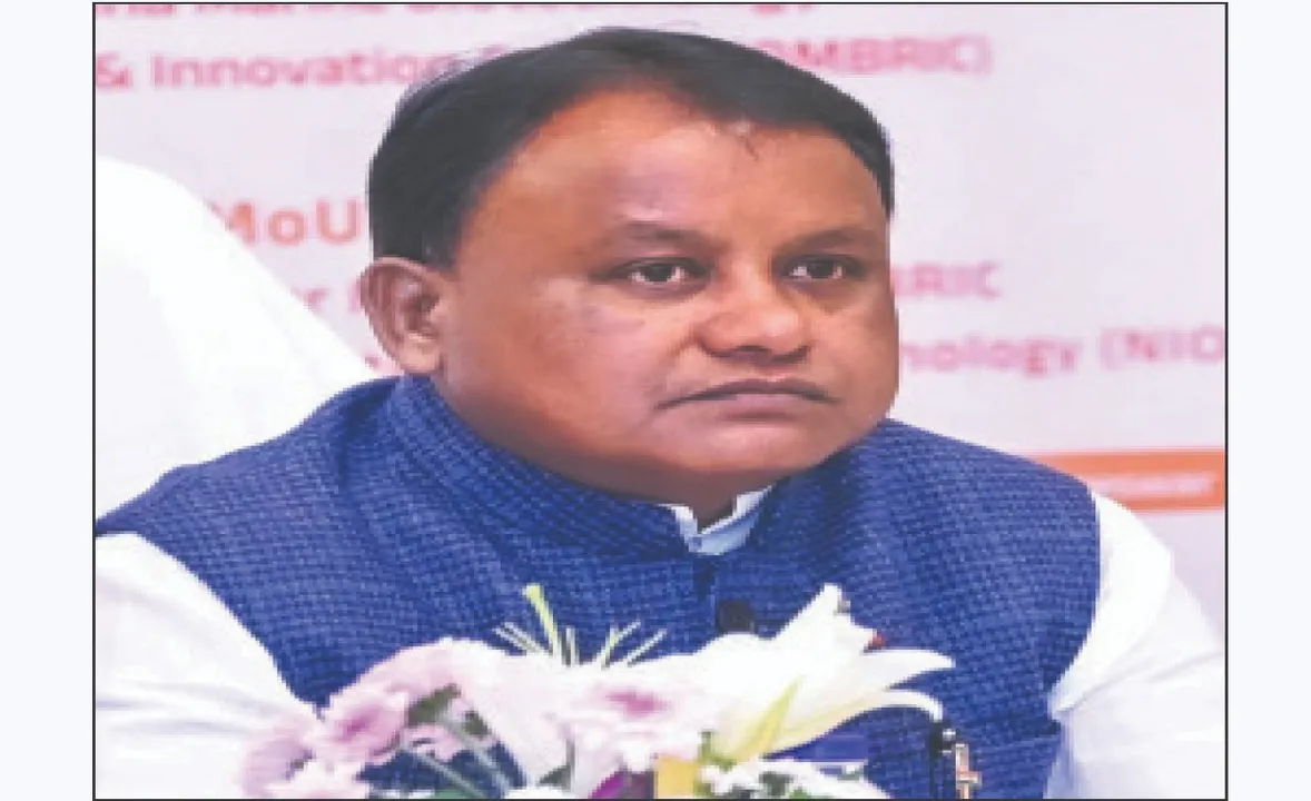  ଆଇନଶୃଙ୍ଖଳା ପରିସ୍ଥିତିର ସମୀକ୍ଷା କଲେ ମୁଖ୍ୟମନ୍ତ୍ରୀ: ନାରୀ ସୁରକ୍ଷା କ୍ଷେତ୍ରରେ ଶୂନ୍ୟ ସହନଶୀଳ ନୀତି