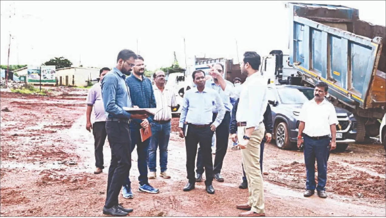  ବିଏମ୍‌ସି କମିସନରଙ୍କ ଦାରୁଠେଙ୍ଗ ବାୟୋମାଇନିଂ ପରିଦର୍ଶନ: ଆବର୍ଜନା ପ୍ରକ୍ରିୟାକରଣ ସାରିବାକୁ ନିର୍ଦ୍ଦେଶ