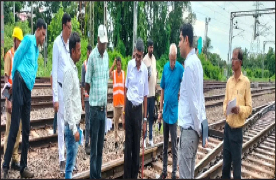  ରାଜଧାନୀ ଏକ୍ସପ୍ରେସ୍‌ ଯାଞ୍ଚ କଲେ ପୂର୍ବତଟ ରେଳପଥ ମହାପ୍ରବନ୍ଧକ