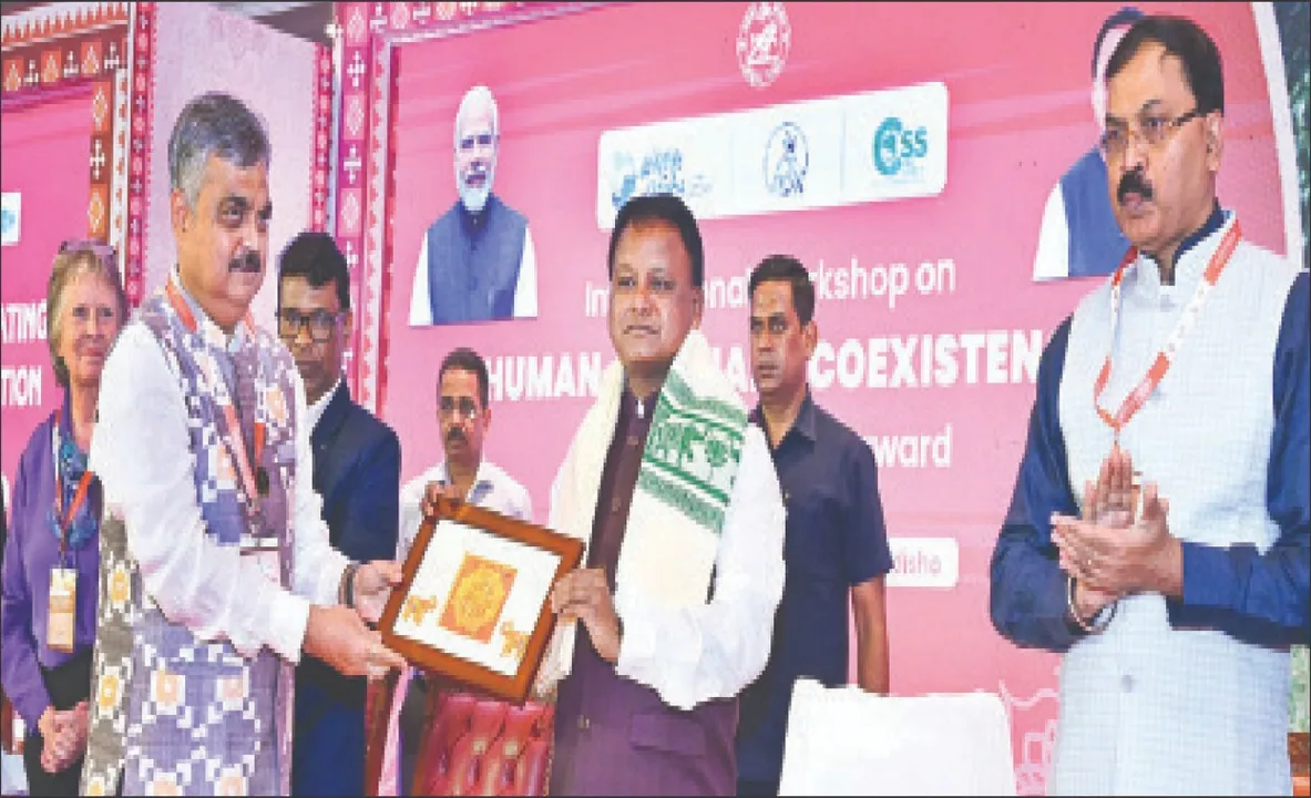  ହାତୀ ସୁରକ୍ଷା ପାଇଁ ଭୁବନେଶ୍ୱରରେ ଏକାଠି ହେଲେ ଅନ୍ତର୍ଜାତୀୟ ବିଶେଷଜ୍ଞ: ଚନ୍ଦକାରେ ପ୍ରତିଷ୍ଠା ହେବ ‘ଏସୀୟ ହାତୀ ପ୍ରଜାତି ବଞ୍ଚାଇବା କେନ୍ଦ୍ର’