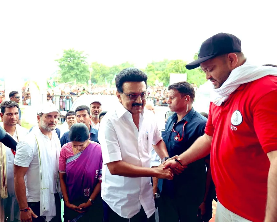  ନିର୍ବାଚନ କମିଶନଙ୍କୁ ରିମୋଟ କଣ୍ଢେଇ କରିଦେଇଛି ବିଜେପି: ଷ୍ଟାଲିନ