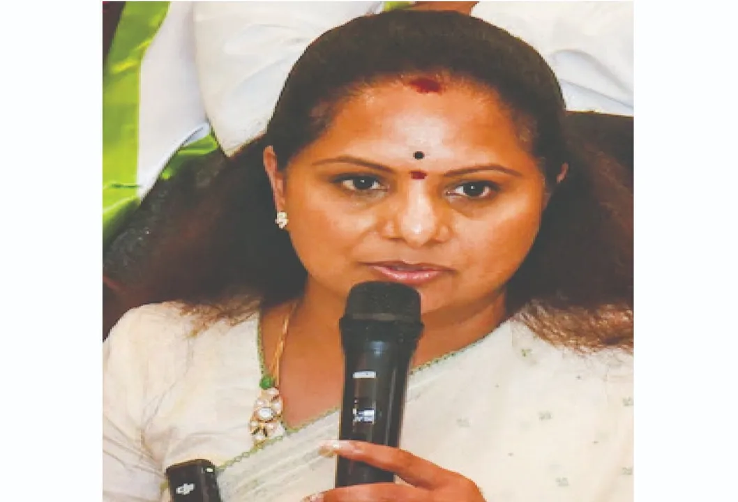  ବିଆର୍‌ଏସ୍‌ ଛାଡ଼ିଲେ କେ କବିତା: ନିଲମ୍ବନ ପରେ ବିସ୍ଫୋରକ ବୟାନ, ମୋ ବିରୋଧ‌ରେ ଏବଂ ବାପାଙ୍କ ବିରୋଧରେ ଷଡ୍‌ଯନ୍ତ୍ର ହୋଇଛି
