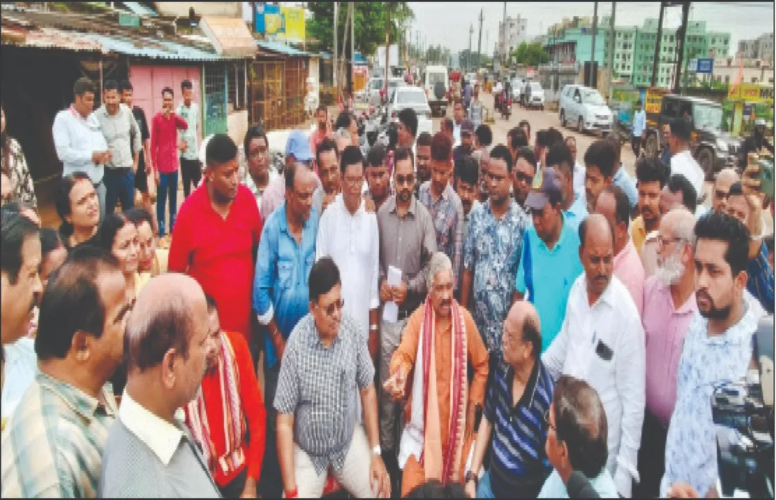  ଜଟଣୀ-କପିଳପ୍ରସାଦ ରାସ୍ତା ସମ୍ପ୍ରସାରଣ: ୩ ବର୍ଷରେ ସରିଲାନି ୧୩ କିମି କାମ, ସମୀକ୍ଷା କଲେ ମନ୍ତ୍ରୀ
