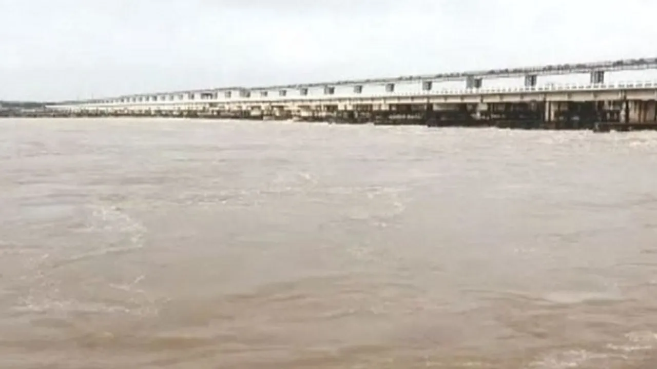  ମୁଣ୍ଡଳୀରେ ବନ୍ୟା ଜଳ ସର୍ବୋଚ୍ଚ ସ୍ତରରେ ଅଛି
