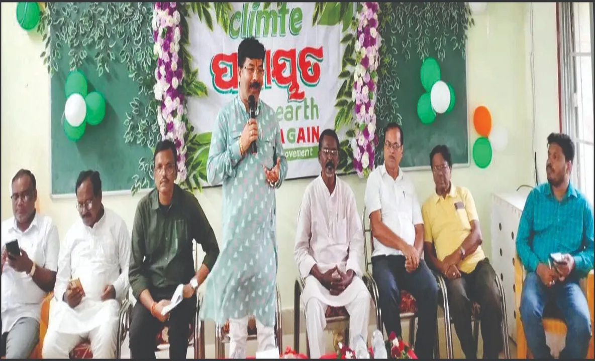  ମାଟିର ଯତ୍ନ ନେଲେ ‘ପୁନଶ୍ଚ ପୃଥିବୀ’ ସମ୍ଭବ: କୃଷ୍ଣଚନ୍ଦ୍ର ମହାପାତ୍ର