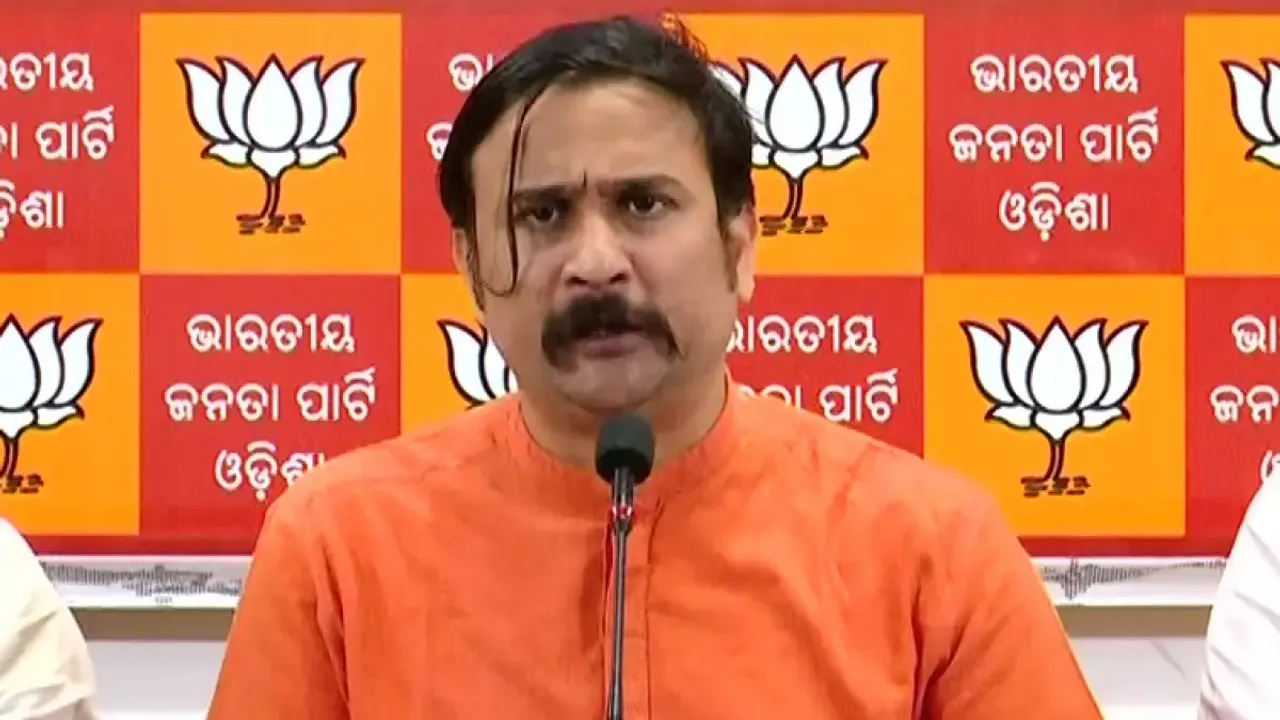 ଚାଷୀଙ୍କ ସହ କରିଥିବା ପ୍ରତାରଣା ପଦାରେ ପଡ଼ିଯିବ ବୋଲି ବିରୋଧୀ ଗୃହ ଚଳାଇ ଦେଉନାହାନ୍ତି: ଈରାଶିଷ ଆଚାର୍ଯ୍ୟ