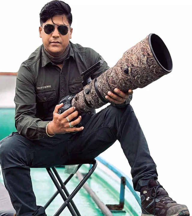  କେବେ ହାତୀ ଗୋଡ଼ାଏ ତ କେବେ ଝପଟି ଆସେ ସାପ