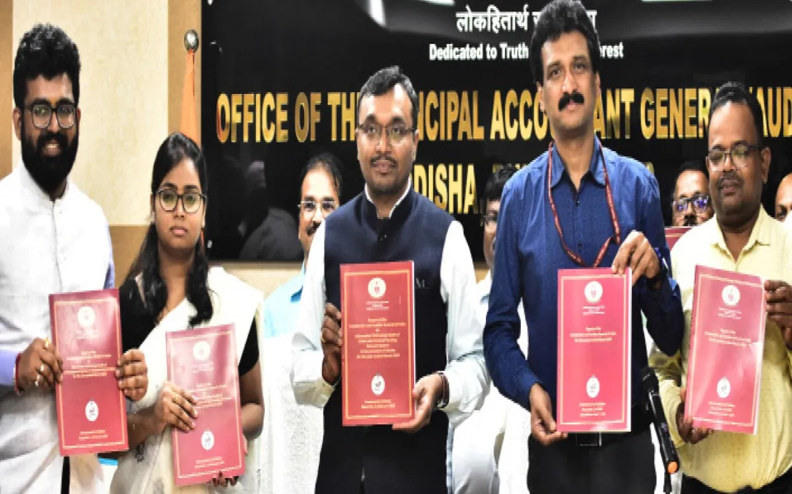  ପୁରୁଣା ବ୍ୟବସ୍ଥାରେ ଅଟକିଛି ପୁଲିସ: ମାନୁଆଲ ଉପାୟରେ ହେଉଛି ଅଧିକ କାମ, ବ୍ୟବସ୍ଥା ଅପବ୍ୟବହାର ଆଶଙ୍କା