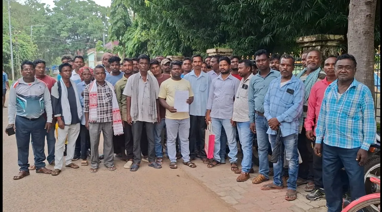  ଅଧପନ୍ତରିଆ ଓ ନିମ୍ନମାନର ବସୁଧା ପ୍ରକଳ୍ପ: ଠିକାଦାରଙ୍କ ବିରୋଧରେ କାର୍ଯ୍ୟାନୁଷ୍ଠାନ ଦାବି
