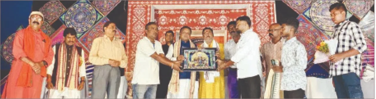  କେନ୍ଦୁଝରରେ ମଣ୍ଡପ ବୁଲିଲେ ମୁଖ୍ୟମନ୍ତ୍ରୀ