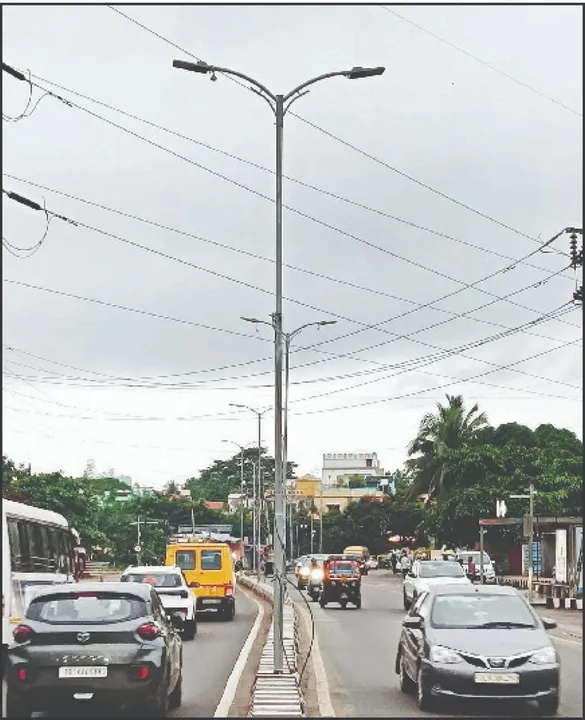  ଅନ୍ଧାରରେ ଇନ୍‌ଫୋସିଟି ରାସ୍ତା