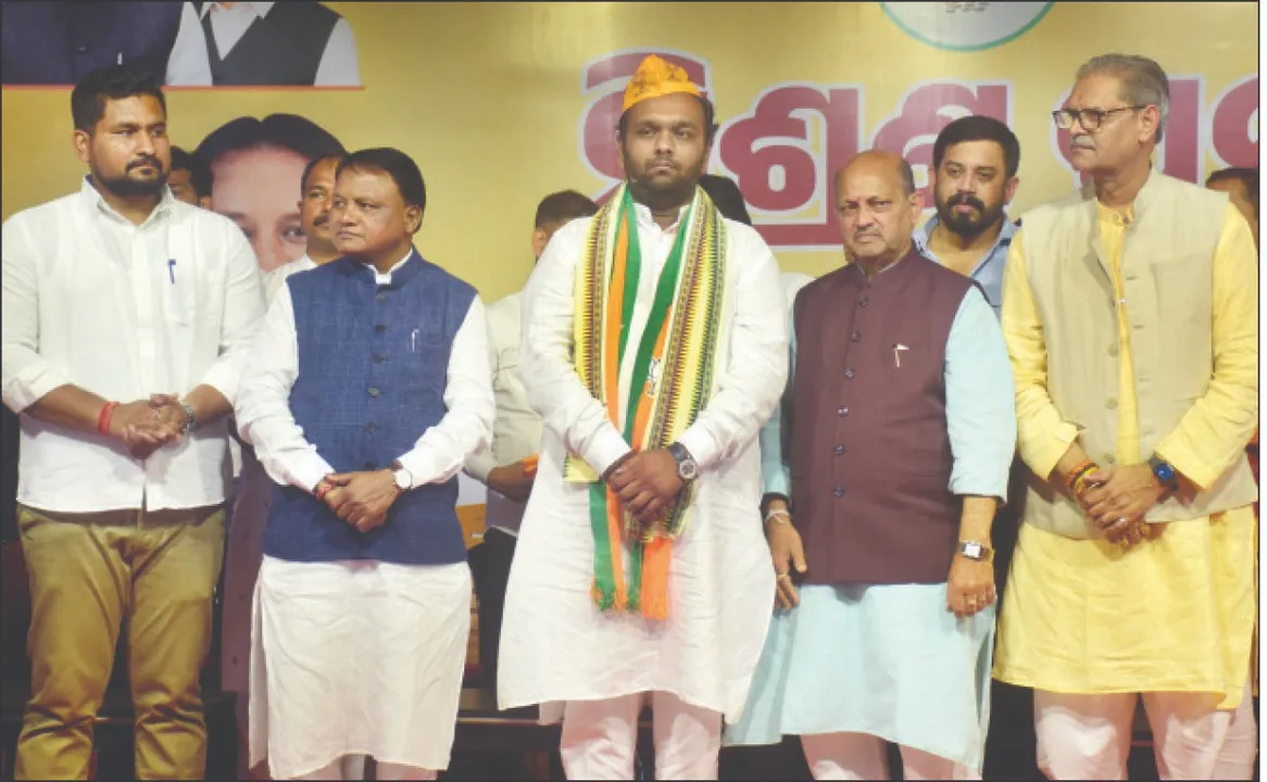  ବିଜେପିକୁ ଡେଇଁଲେ ଜୟ ଢୋଲକିଆ: ନୂଆପଡ଼ା ଉପନିର୍ବାଚନରେ ବିଜେପି ପ୍ରାର୍ଥୀ ହୋଇପାରନ୍ତି