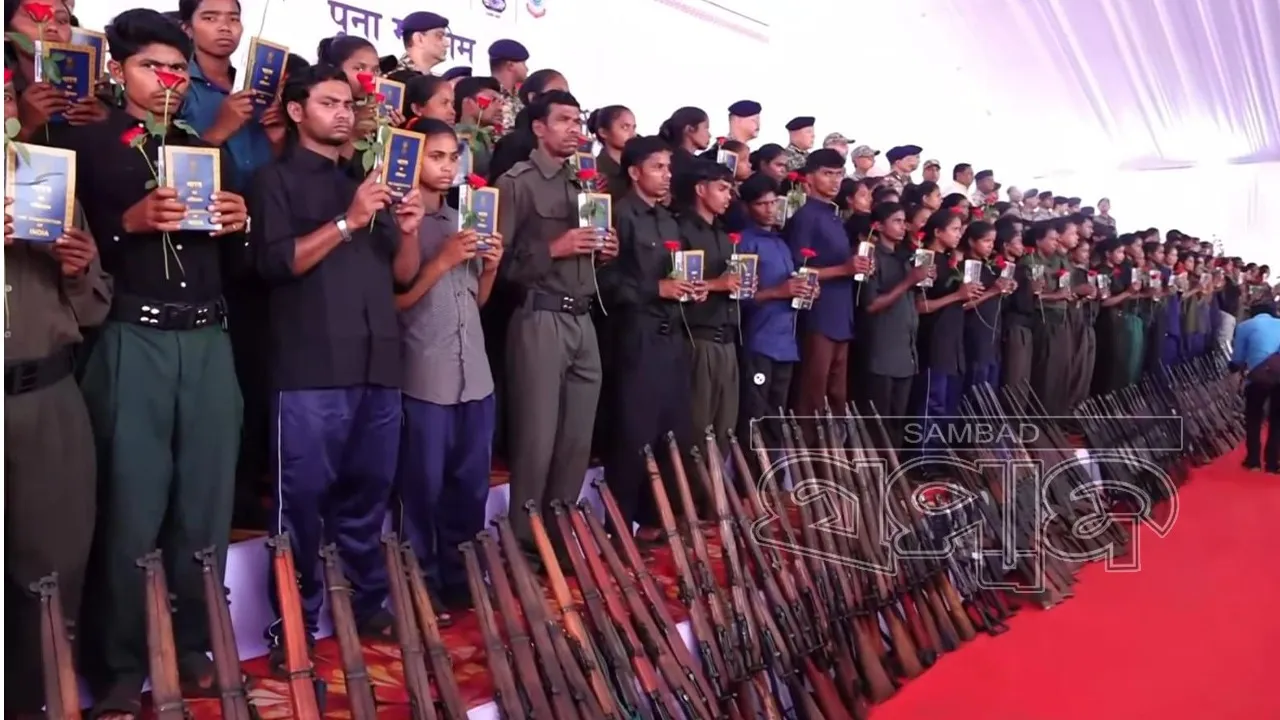  Maoists Surrender: ଦୀପାବଳି ପାଳିବେ ଆତ୍ମସମର୍ପଣ କରିଥିବା ୨୦୮ ମାଓବାଦୀ