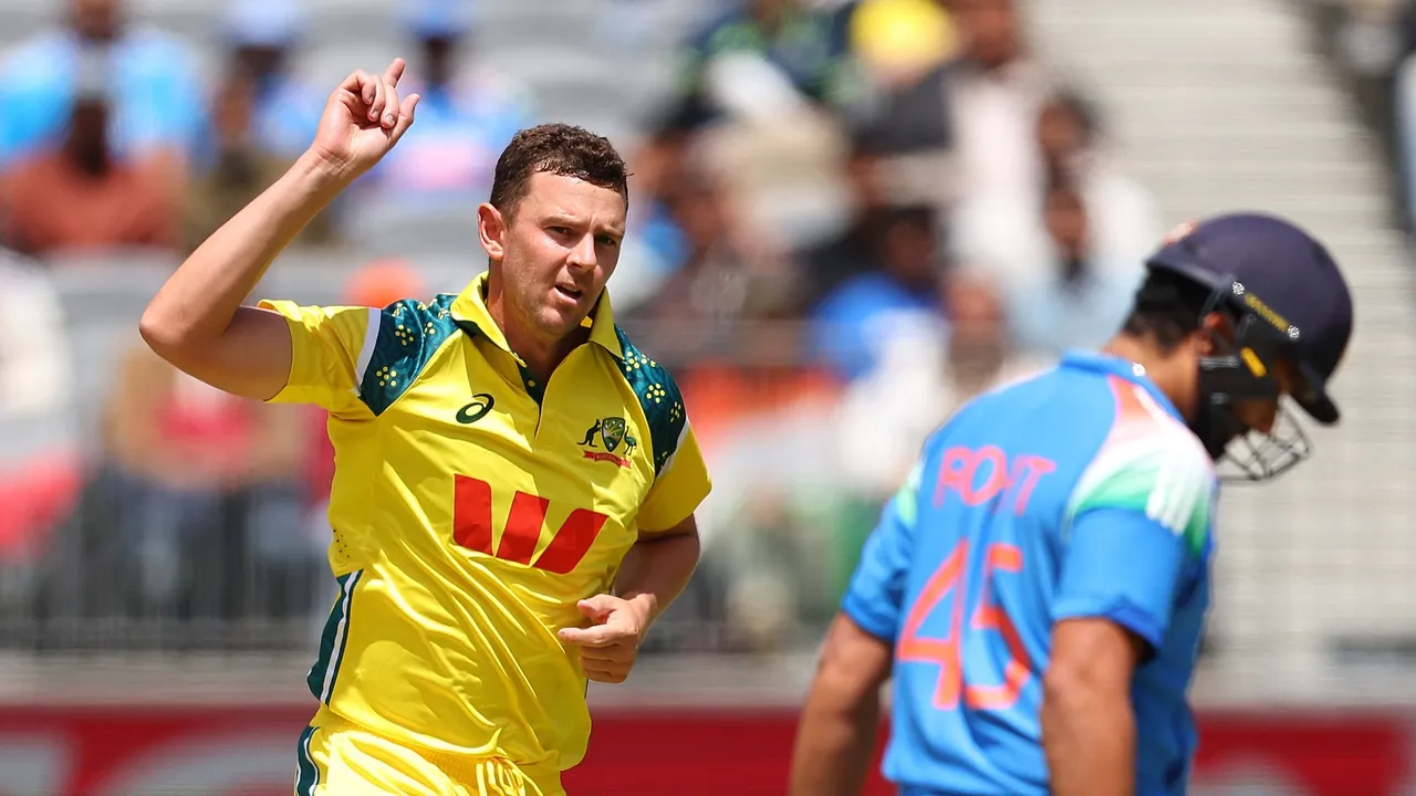  Hazzlewood got Rohit's wicket Photograph: (credit : icc) 