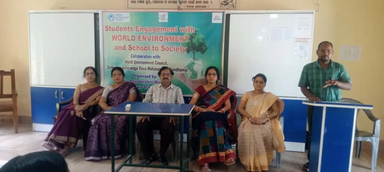  Workshop from school to village in G Udayagiri of Kandhamal district. Photograph: (sambad.in) 
