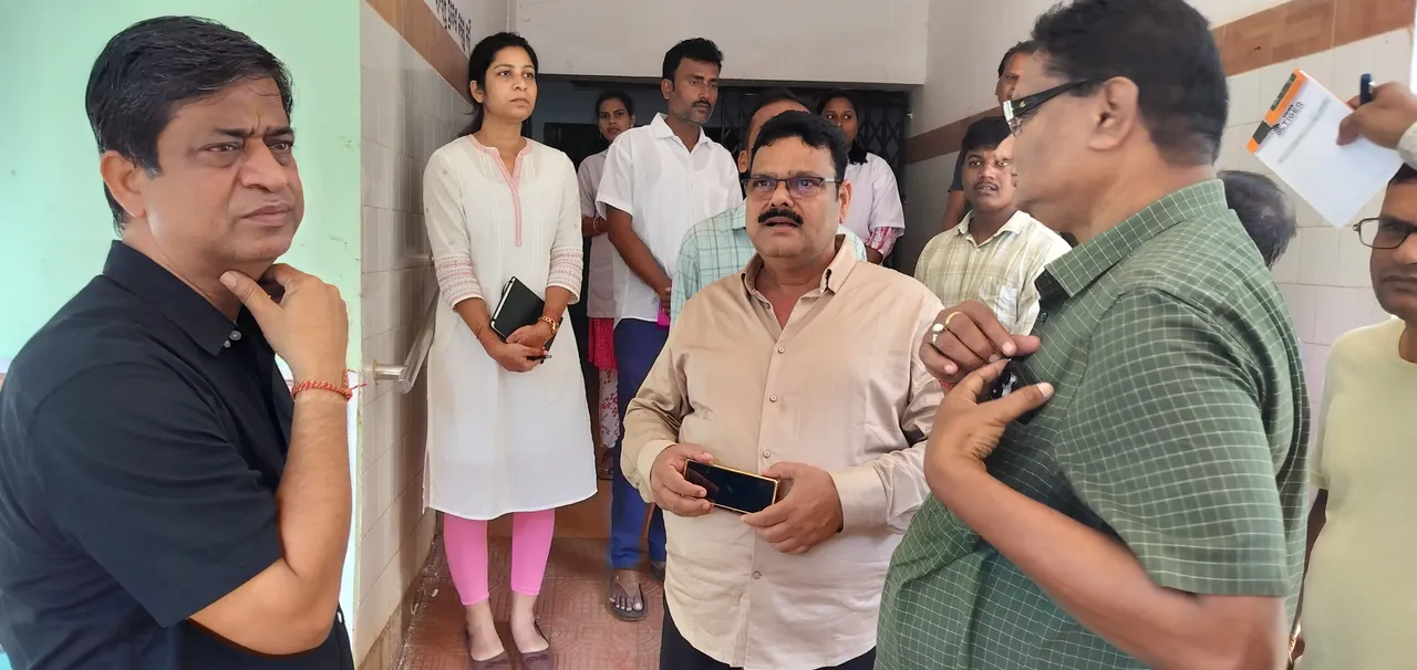  Jajpur collector review DMF fund in Kaliapani of Jajpur on Wednesday. Photograph: (sambad.in) 