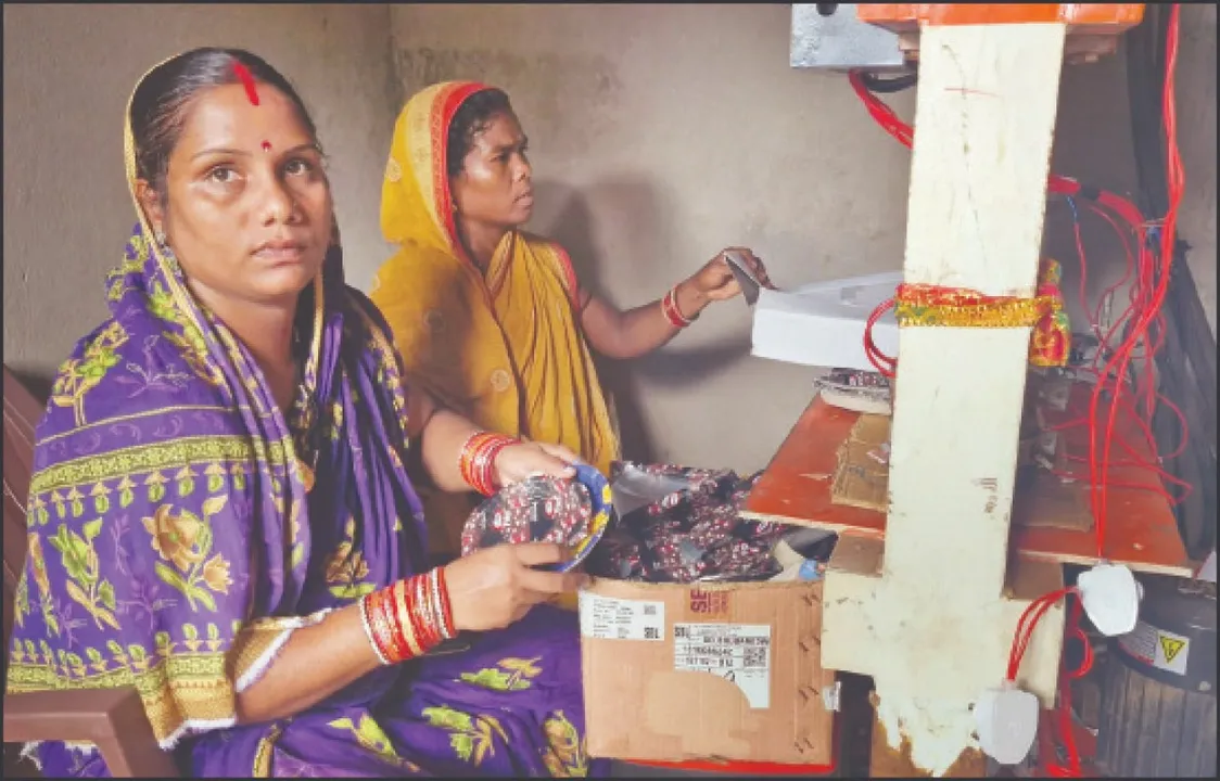  Successful female entrepreneur: ସଫଳ ମହିଳା ଉଦ୍ୟୋଗୀ ମଧୁସ୍ମିତା ସିଂହ: ଖଲି ଚଉପତି ଯୋଗାଇଛି ରୋଜଗାର