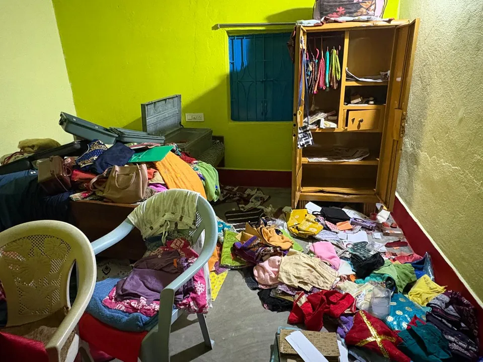  theft at bonai Photograph: (Sambad.in) 