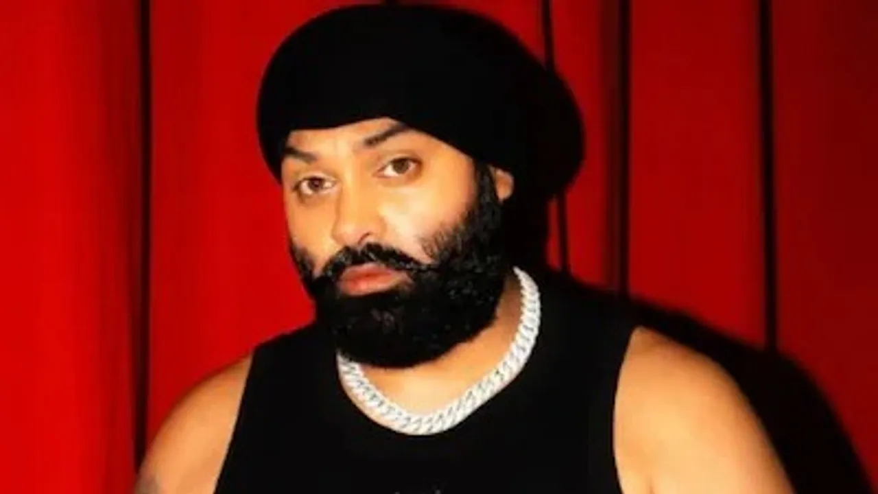  Photograph: ((Image: Instagram/@chaninattan)) 