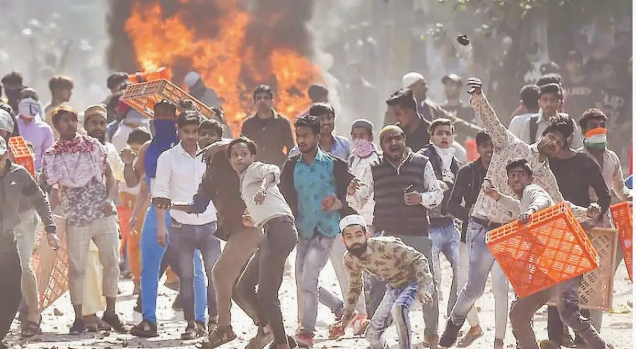  Delhi Police's explosive statement: ୨୦୨୦ ଦଙ୍ଗା ମାମଲାରେ ଦିଲ୍ଲୀ ପୁଲିସର ବିସ୍ଫୋରକ ବୟାନ ଶାସନ ବଦଳାଇବାକୁ ଷଡ୍‌ଯନ୍ତ୍ର କରାଯାଇଥିଲା