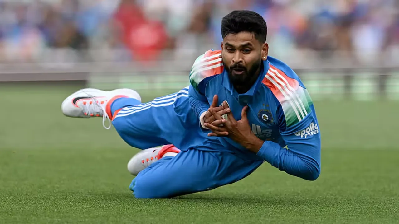  Shreyas Iyer Discharged Photograph: (X) 