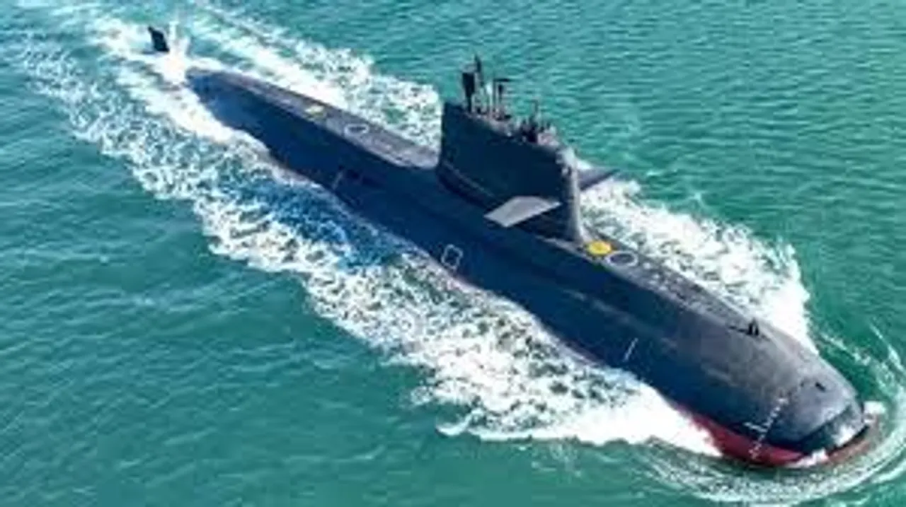  Hangor Class Submarine Photograph: (quwa) 