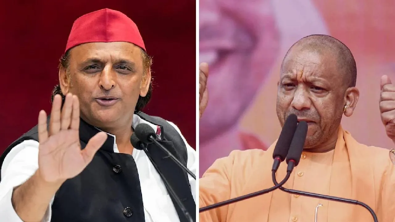  yogi akhilesh Photograph: (sambad.in) 