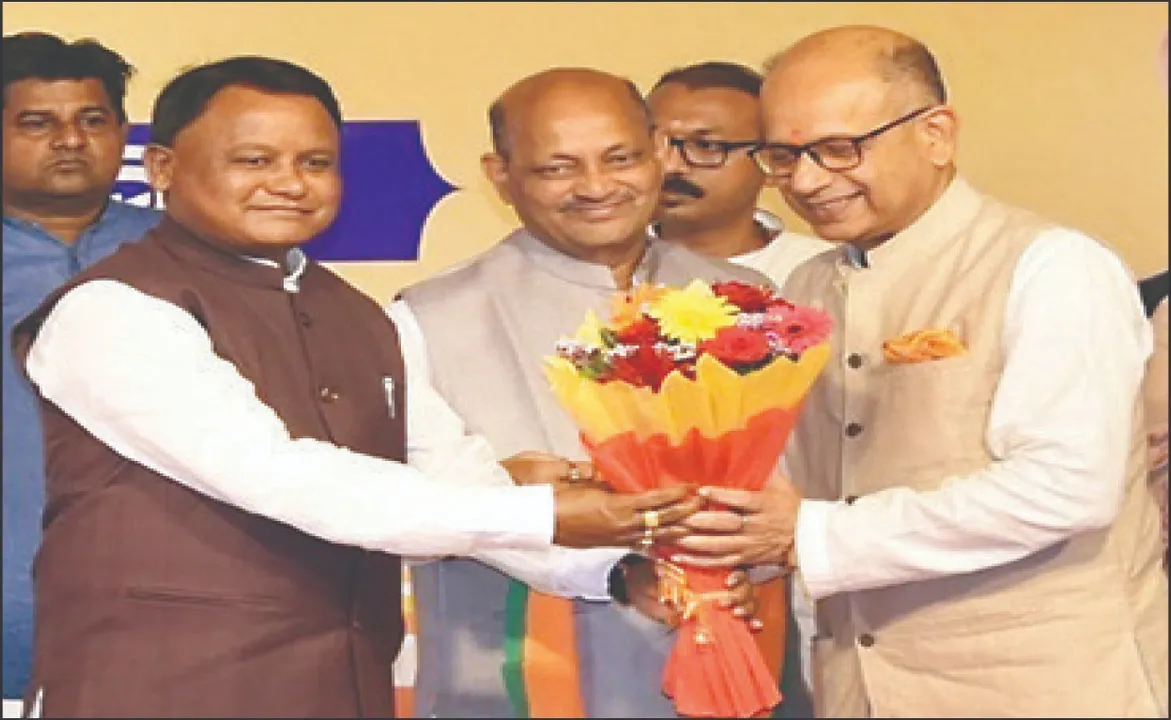  Amar join bjp: ପଦ୍ମ ଧରିଲେ ଅମର; ଅମର ବାବୁ ବିଜେଡିରେ ଅଣନିଃଶ୍ବାସୀ ହୋଇପଡ଼ୁଥିଲେ: ମୁଖ୍ୟମନ୍ତ୍ରୀ