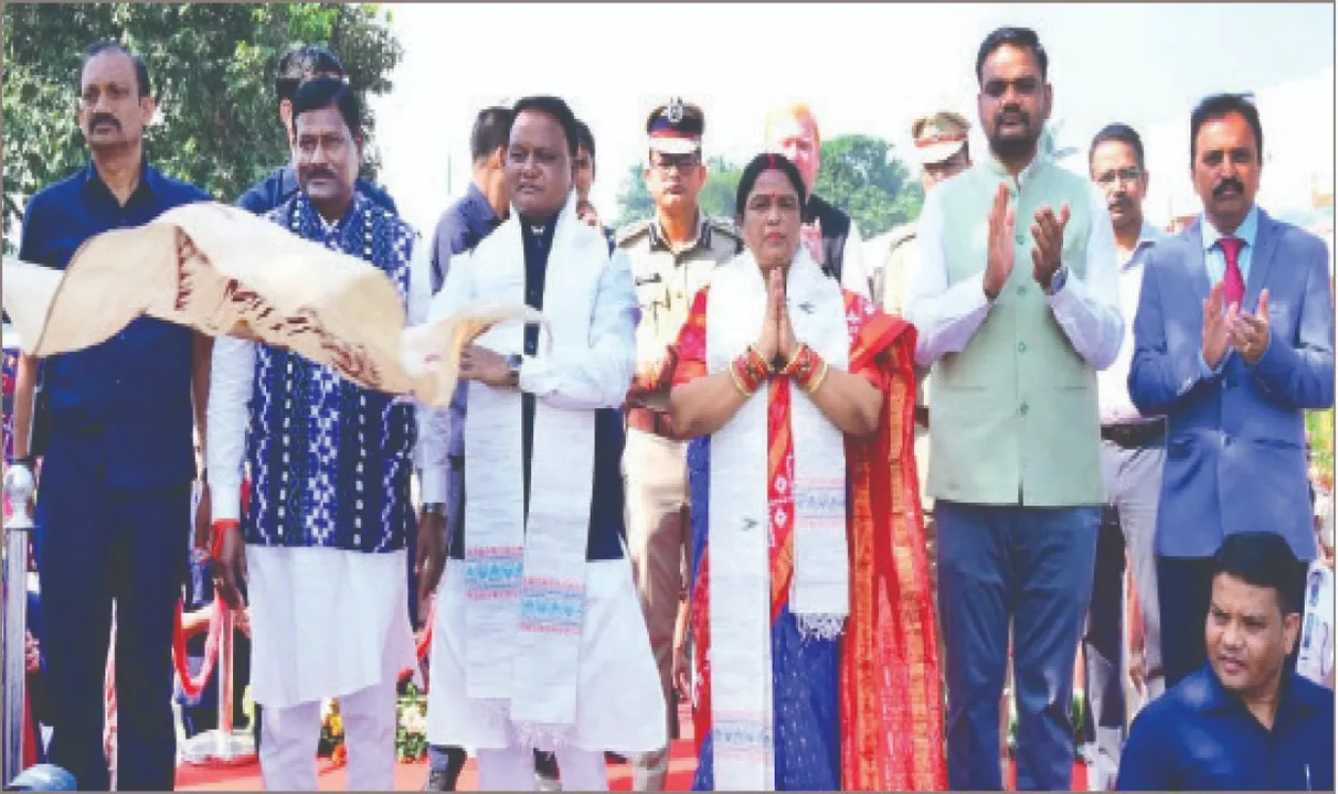  ପାରାଦୀପ ହେବ ମେଗା ପୋର୍ଟ: ପଣ୍ୟ ପରିବହନ କ୍ଷମତା ୫୦୦ ନିୟୁତ ଟନ୍‌କୁ ବୃଦ୍ଧି ଲକ୍ଷ୍ୟ