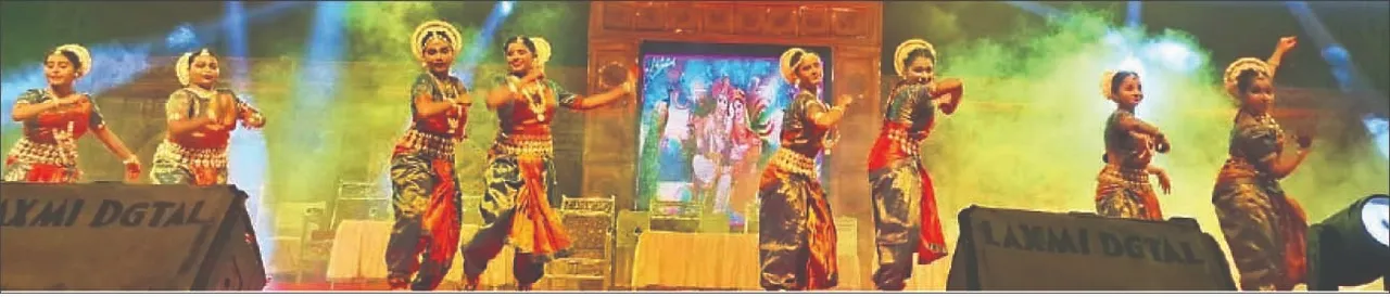  Bhubaneswar Baliyatra: ଭୁବନେଶ୍ୱର ବାଲିଯାତ୍ରା ମହୋତ୍ସବ ଉଦ୍‌ଘାଟିତ