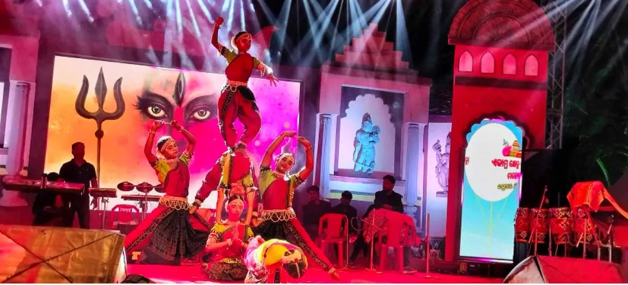  Classical dance: ଶିହରିତ କଲା ଶାସ୍ତ୍ରୀୟ ନୃତ୍ୟ