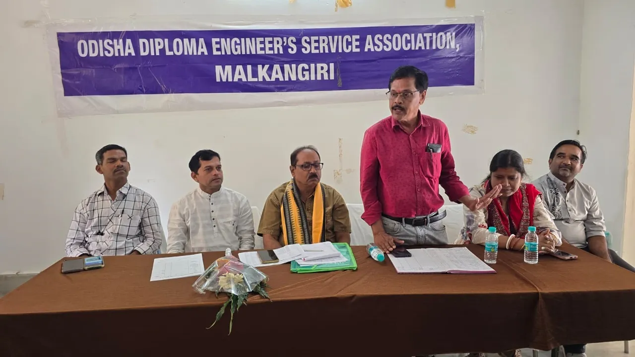  Malkangiri Engineer Association Election. Photograph: (sambad.in) 