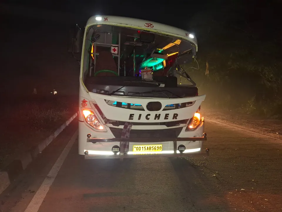  accident at rairakhol Photograph: (sambad.in) 