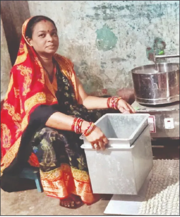  Making badi : ରାଜଲକ୍ଷ୍ମୀଙ୍କୁ ସ୍ବାବଲମ୍ବୀ କରିଛି ବଡ଼ି ଓ ପାମ୍ପଡ଼ ପ୍ରସ୍ତୁତି