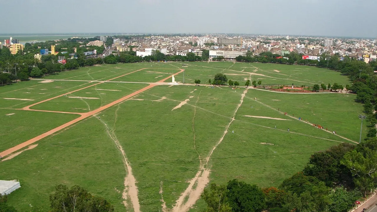  Gandhi Maidan, Patna Photograph: (Wikipedia) 