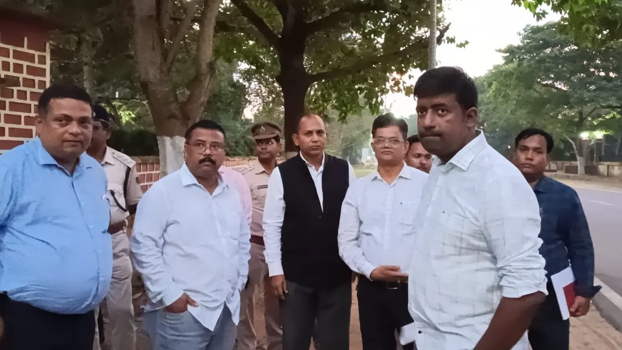  Puri collectior Dibya Jyoti Parida at Konark. Photograph: (sambad.in) 