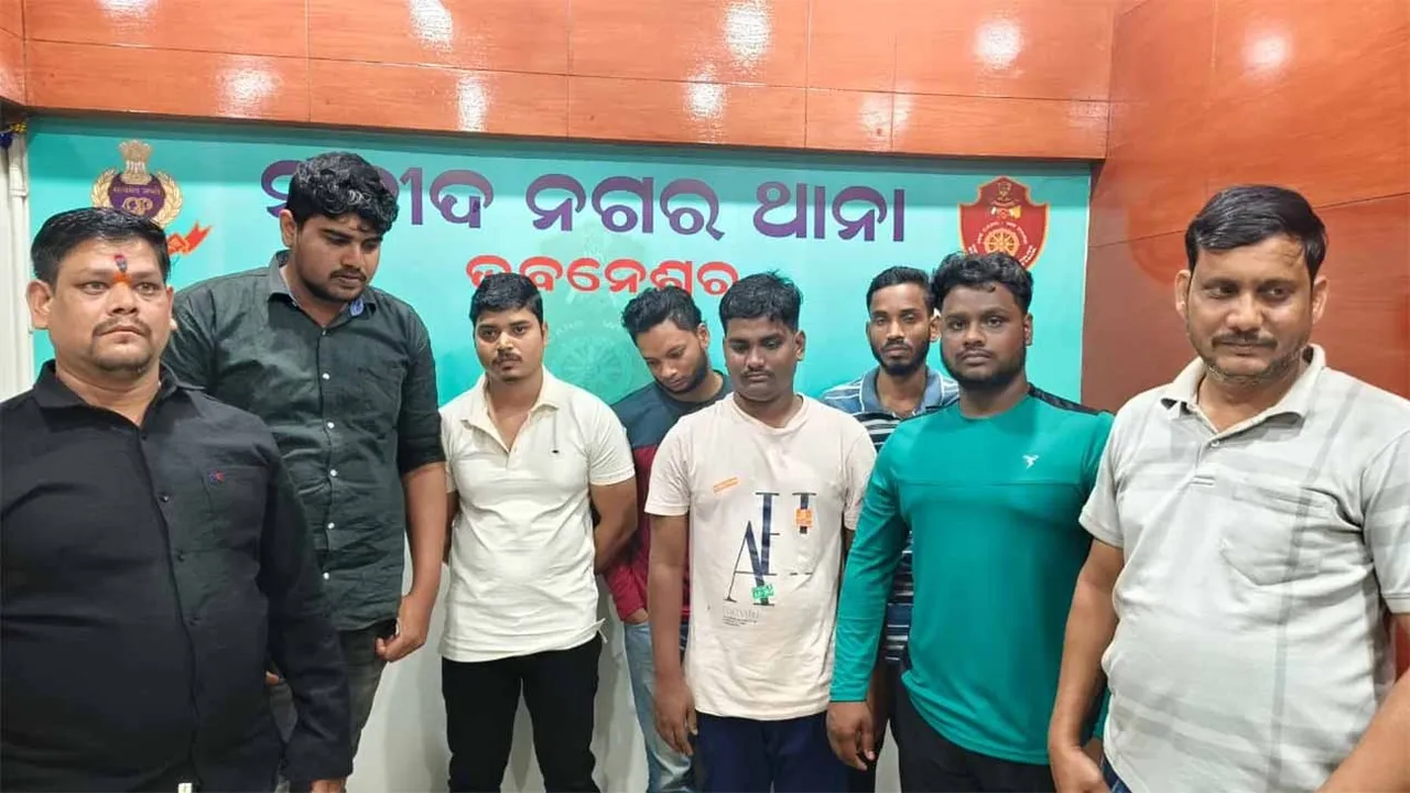  RTO brokers: ପୁଣି ସକ୍ରିୟ ଆର୍‌ଟିଓ ଦଲାଲ ୯ ଜଣଙ୍କୁ ବାନ୍ଧିଲା ପୁଲିସ