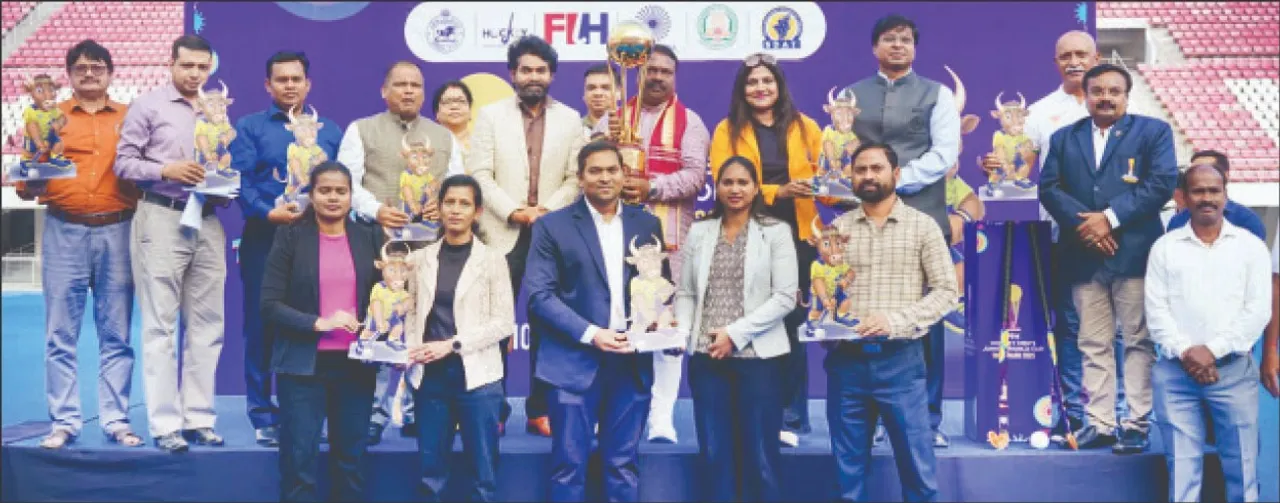  Junior Hockey World Cup: ଓଡ଼ିଶା ପହଞ୍ଚିଲା କନିଷ୍ଠ ହକି ବିଶ୍ବକପ୍‌ ଟ୍ରଫି