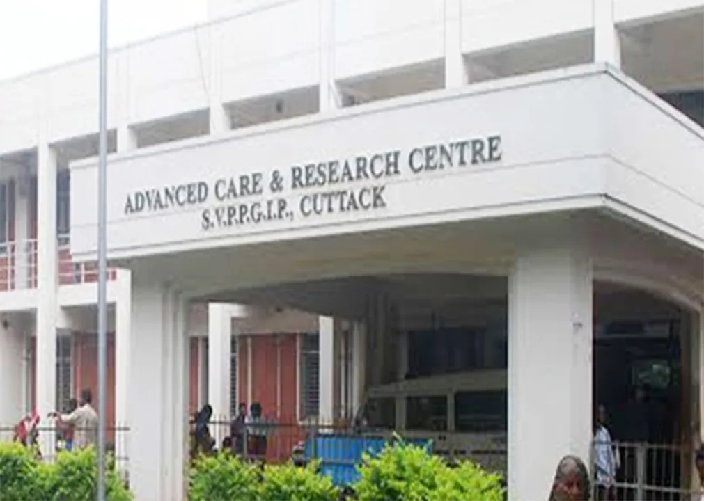  Photograph: (Sardar Vallabhbhai Patel Post Graduate Institute of Paediatrics) 