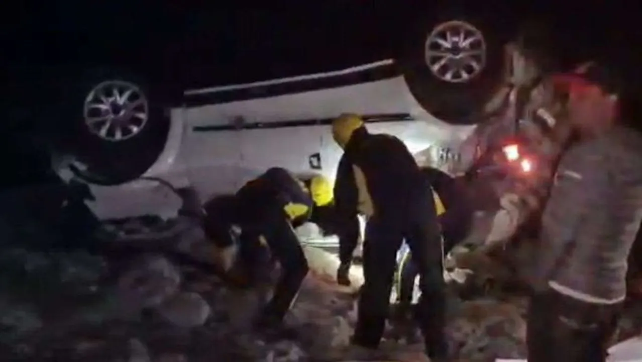  accident  in Uttarakhand Photograph: (credit : India TV) 