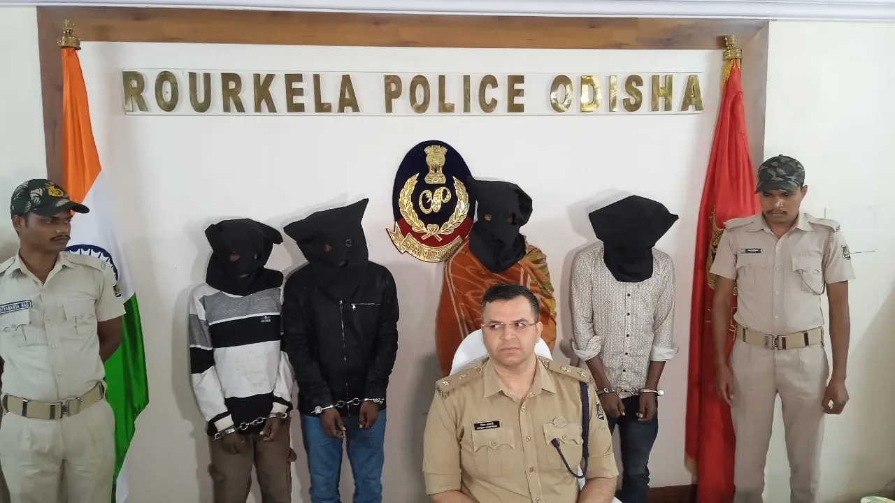  story behind police encounter Photograph: (sambad.in) 