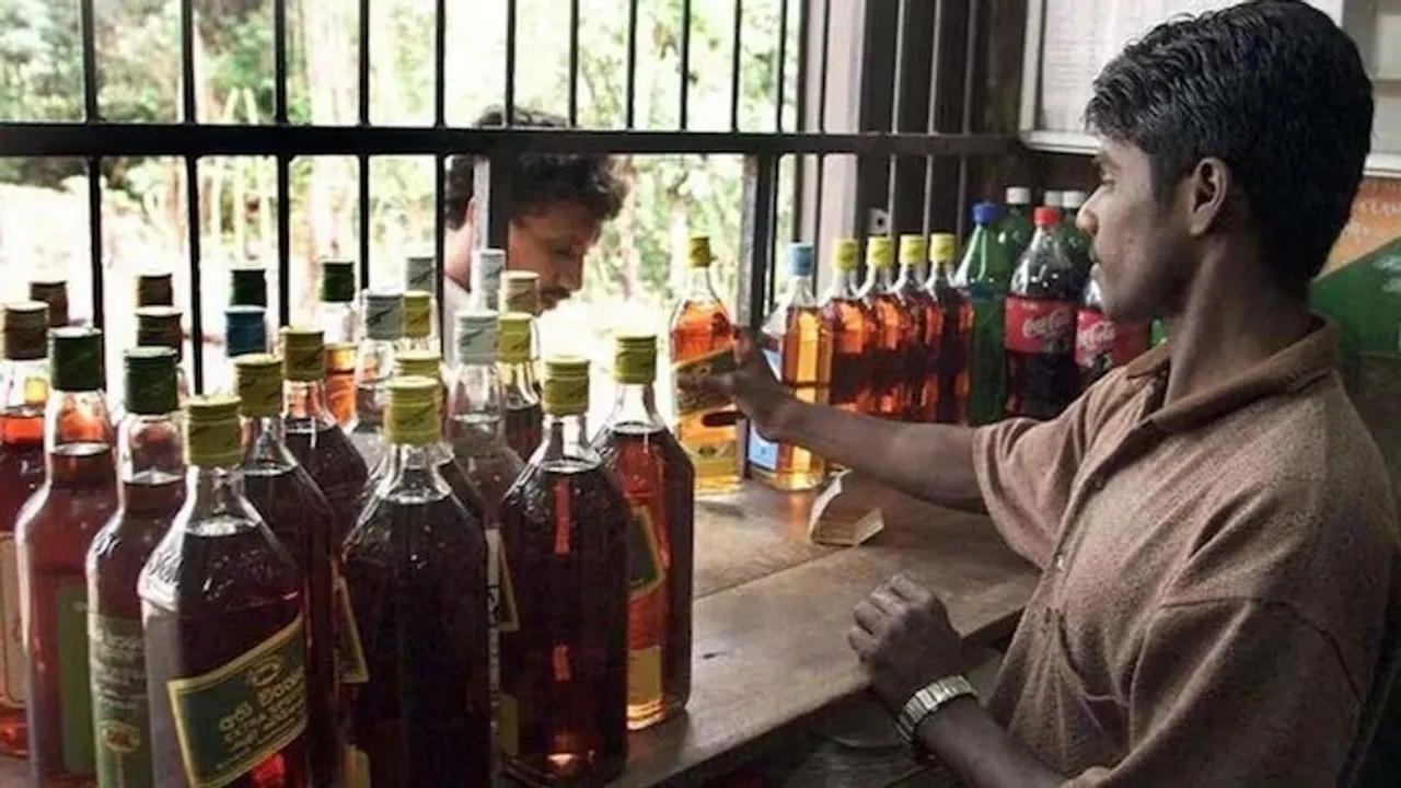  Liqour shops Photograph: (Photo-IndiaToday) 