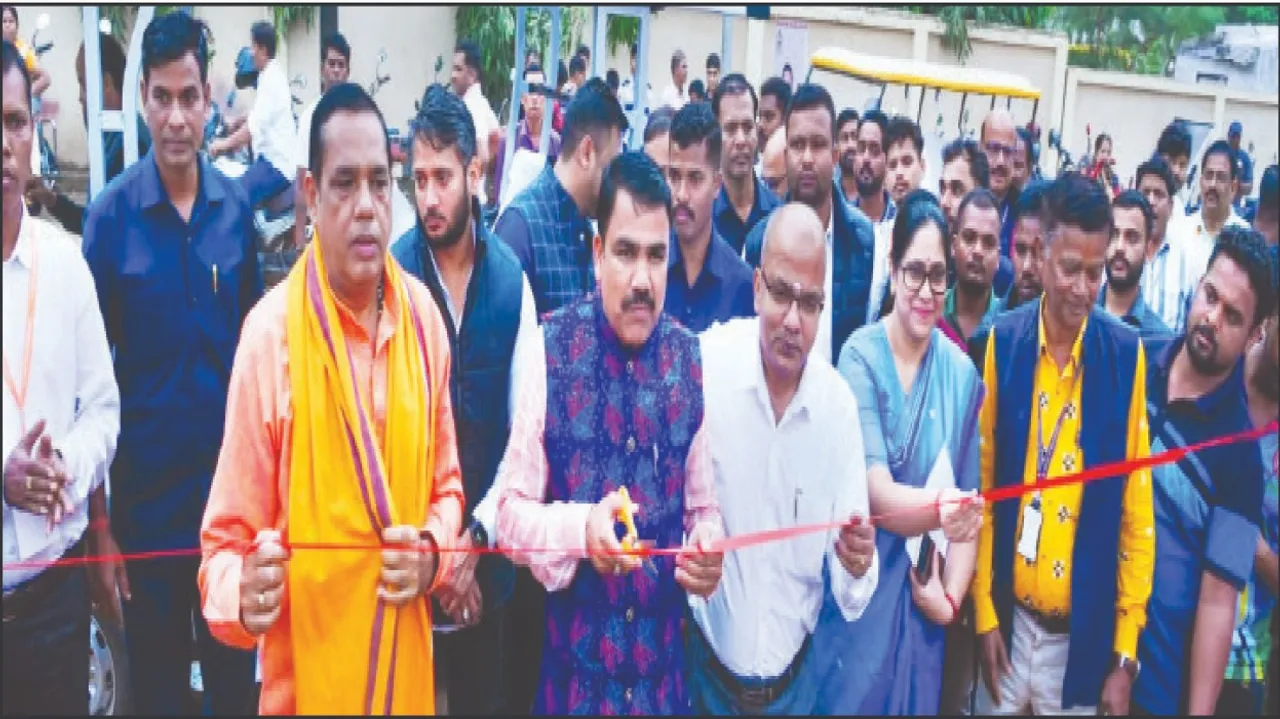  disabilities participate: ଭିନ୍ନକ୍ଷମ ସବୁ କ୍ଷେତ୍ରରେ ଅଂଶଗ୍ରହଣ କରିପାରିଲେ ପ୍ରକୃତ ପ୍ରଗତି ସମ୍ଭବ: ମନ୍ତ୍ରୀ